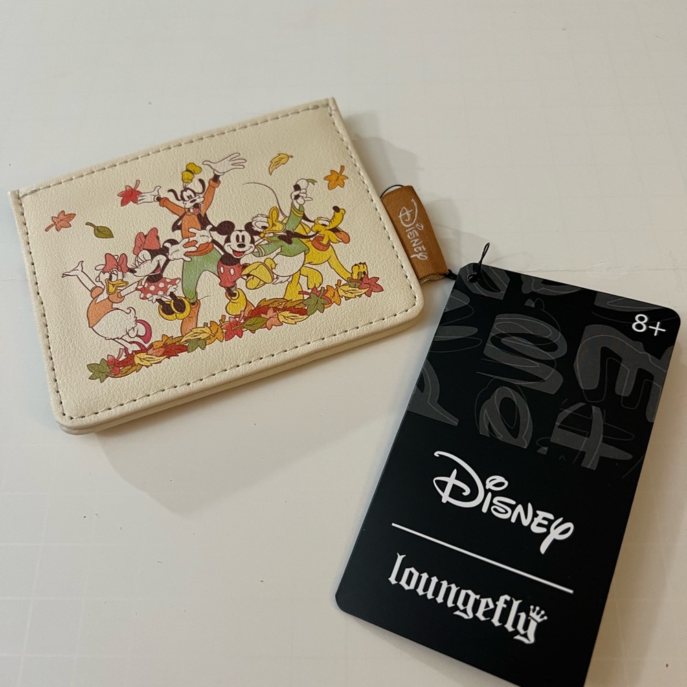 Disney x Loungefly Pluto and Fab 6 Cardholder NWT Card ID Holder